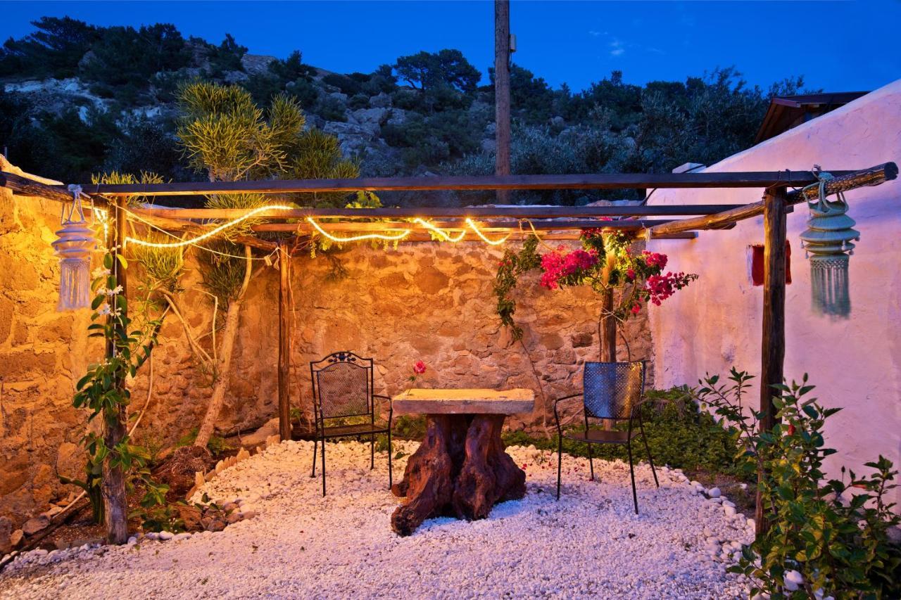 Natura Cottages Makrýgialos Zewnętrze zdjęcie