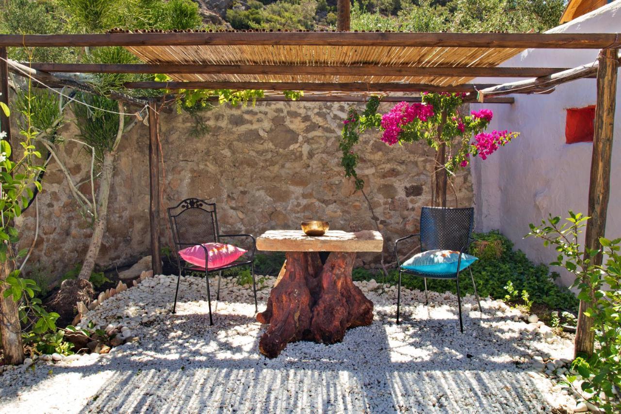 Natura Cottages Makrýgialos Zewnętrze zdjęcie