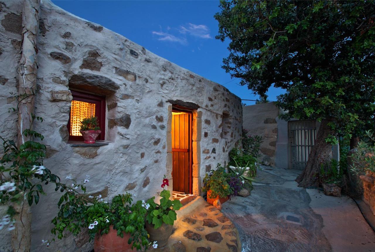 Natura Cottages Makrýgialos Zewnętrze zdjęcie