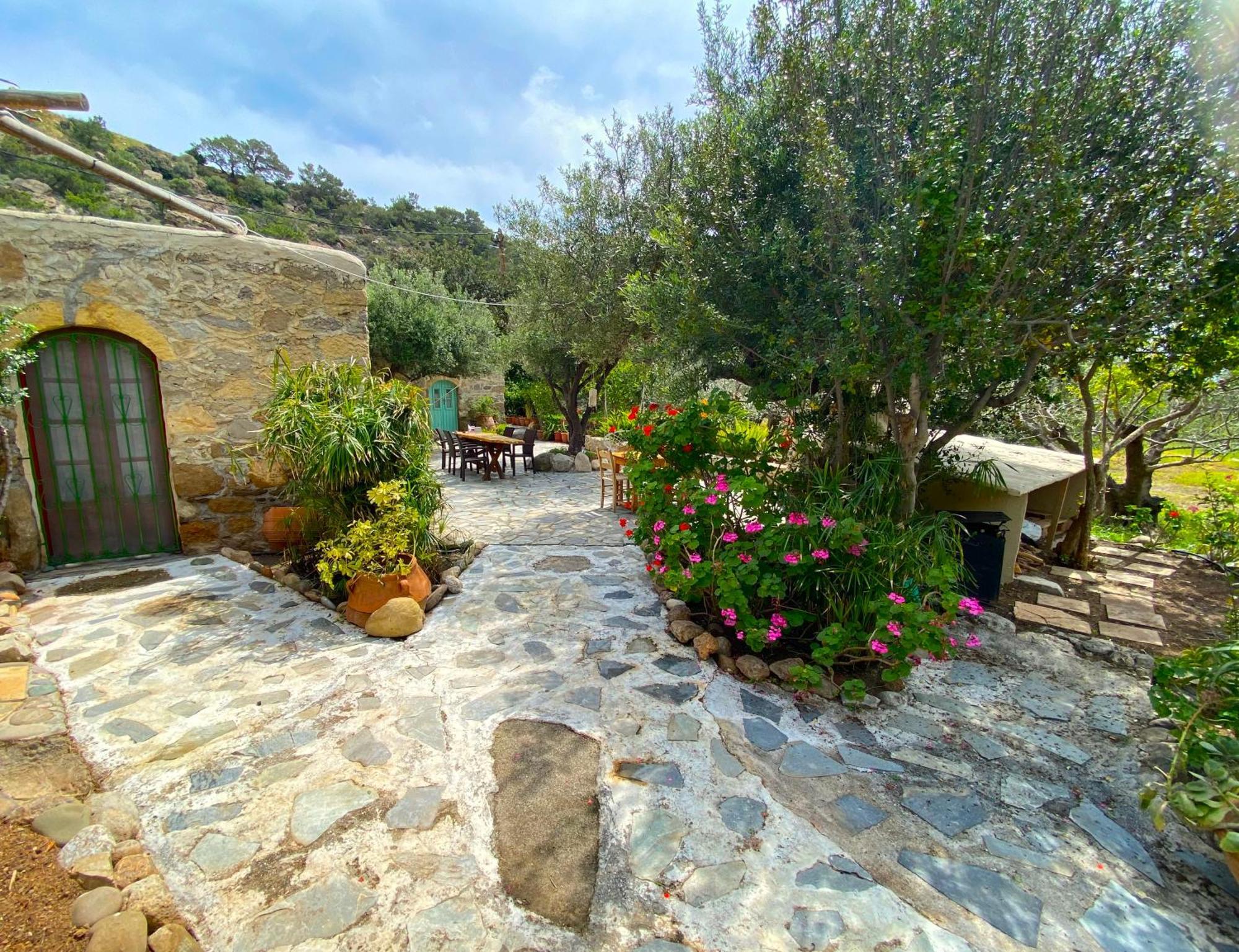 Natura Cottages Makrýgialos Zewnętrze zdjęcie