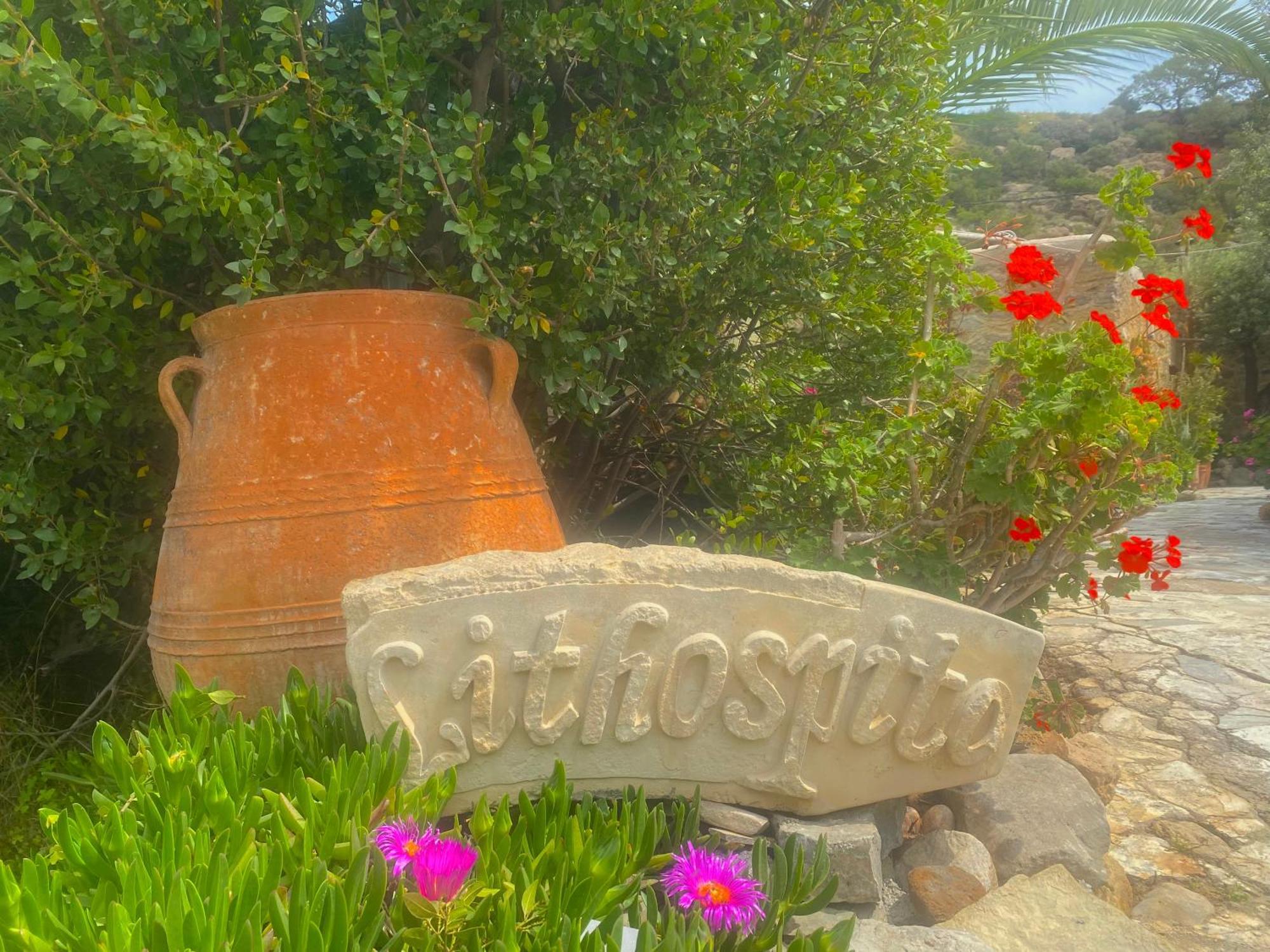 Natura Cottages Makrýgialos Zewnętrze zdjęcie